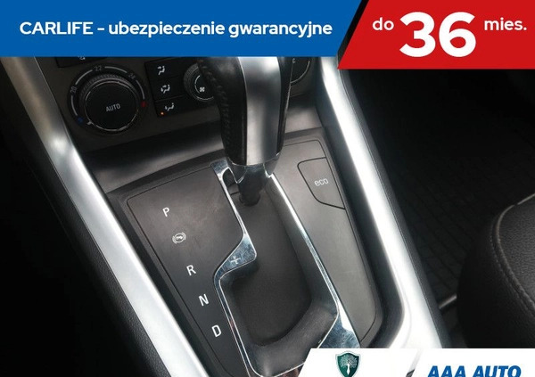 Opel Antara cena 45000 przebieg: 167953, rok produkcji 2014 z Krynica-Zdrój małe 232